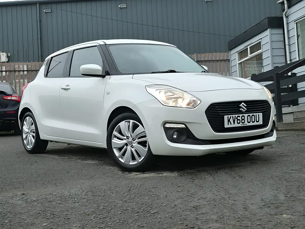 Used 2018 Suzuki Swift Sz-T White - Front View