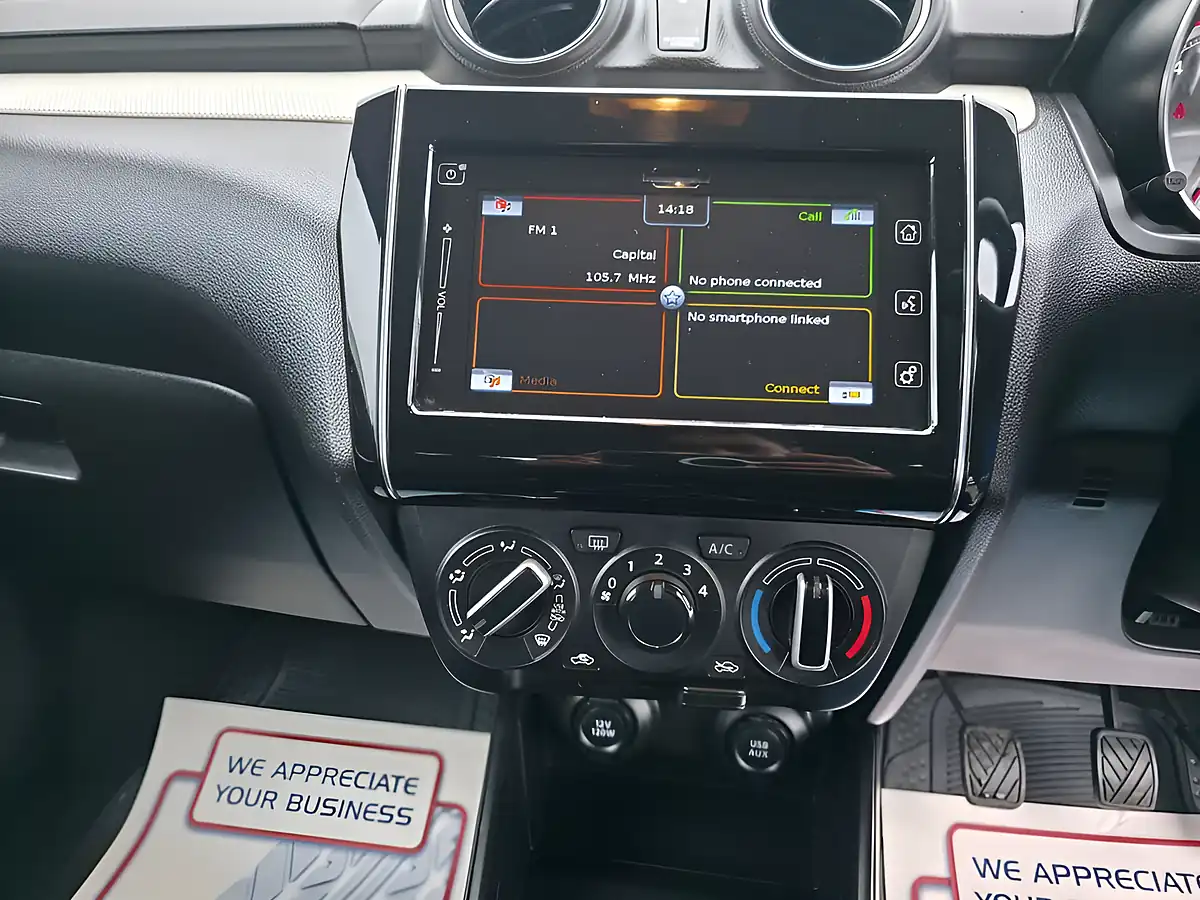 Used 2018 Suzuki Swift Sz-T White - Interior and Exterior details 8