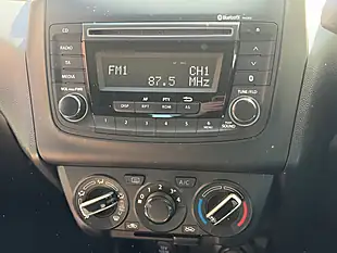 Used 2018 Suzuki Swift SZ3 Silver - Interior and Exterior details 11