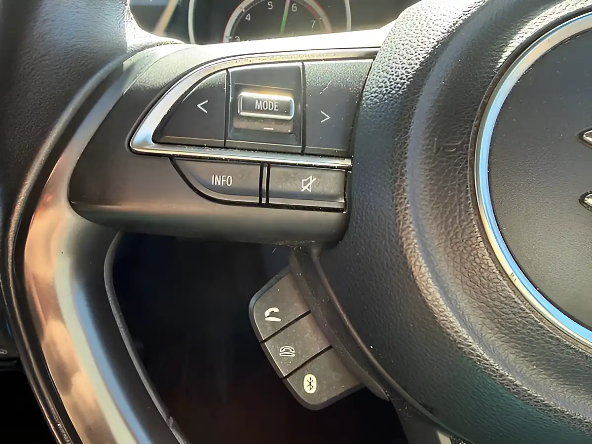 Used 2018 Suzuki Swift SZ3 Silver - Interior and Exterior details 14