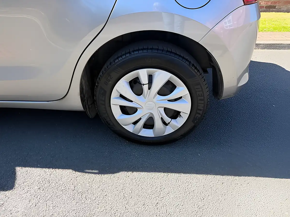 Used 2018 Suzuki Swift SZ3 Silver - Interior and Exterior details 20