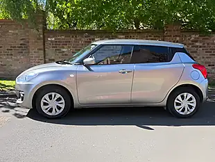 Used 2018 Suzuki Swift SZ3 Silver - Interior and Exterior details 8