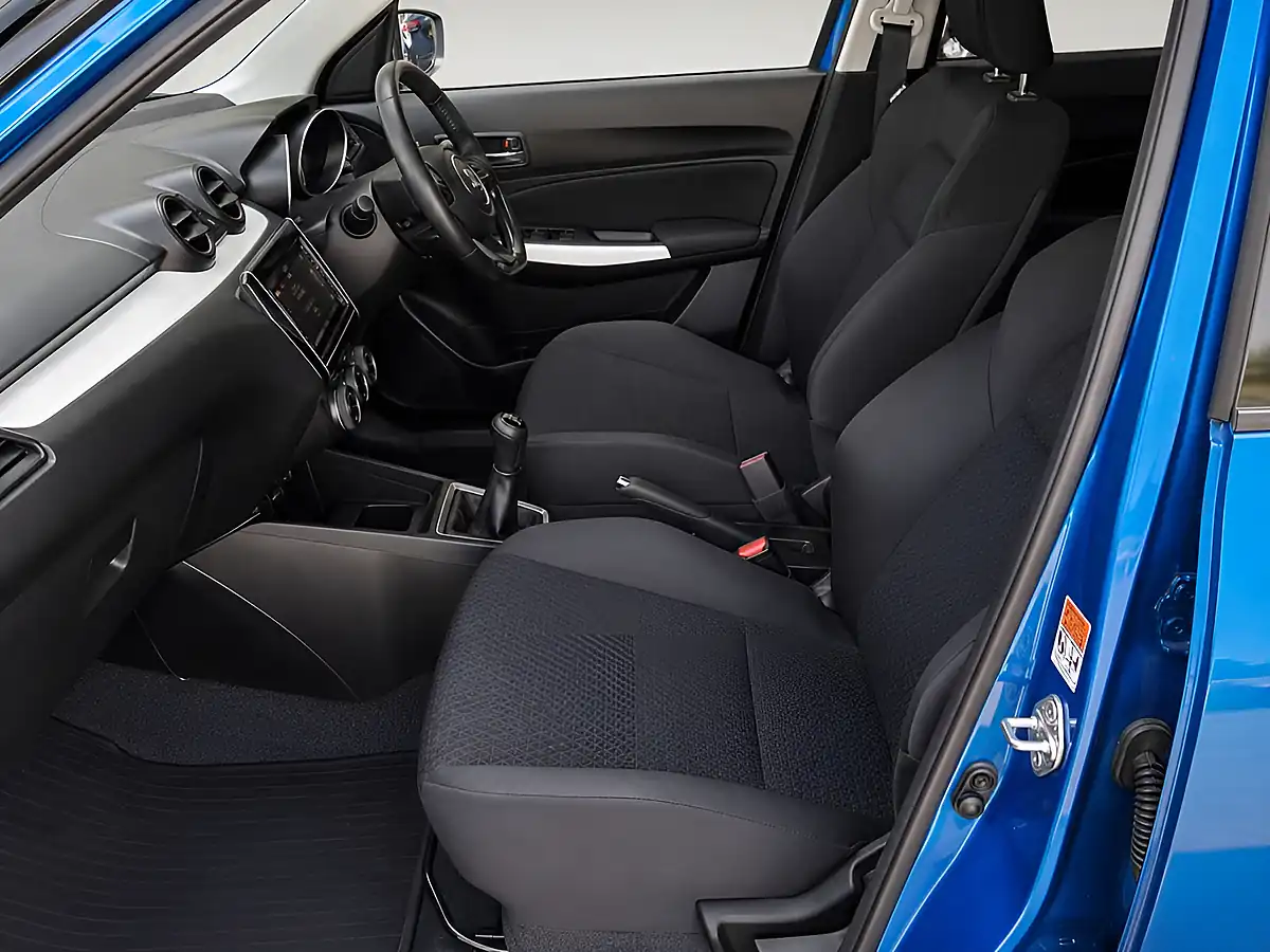 Used 2018 Suzuki Swift SZ5 Blue - Interior and Exterior details 6