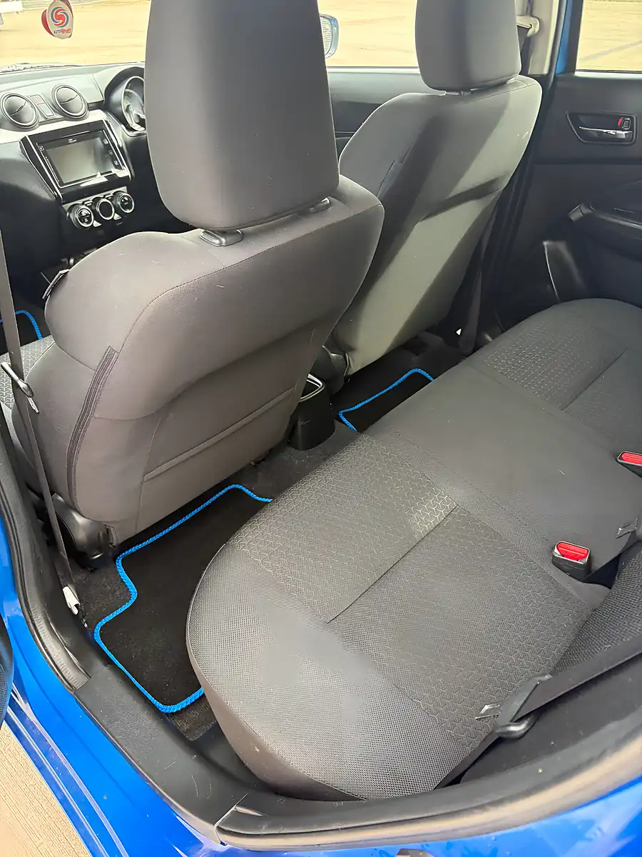 Used 2018 Suzuki Swift SZ5 Blue - Interior and Exterior details 9