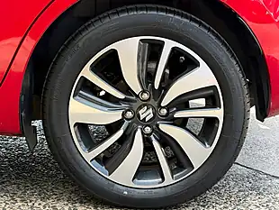 Used 2018 Suzuki Swift SZ5 Burning Red Pearl - Interior and Exterior details 17