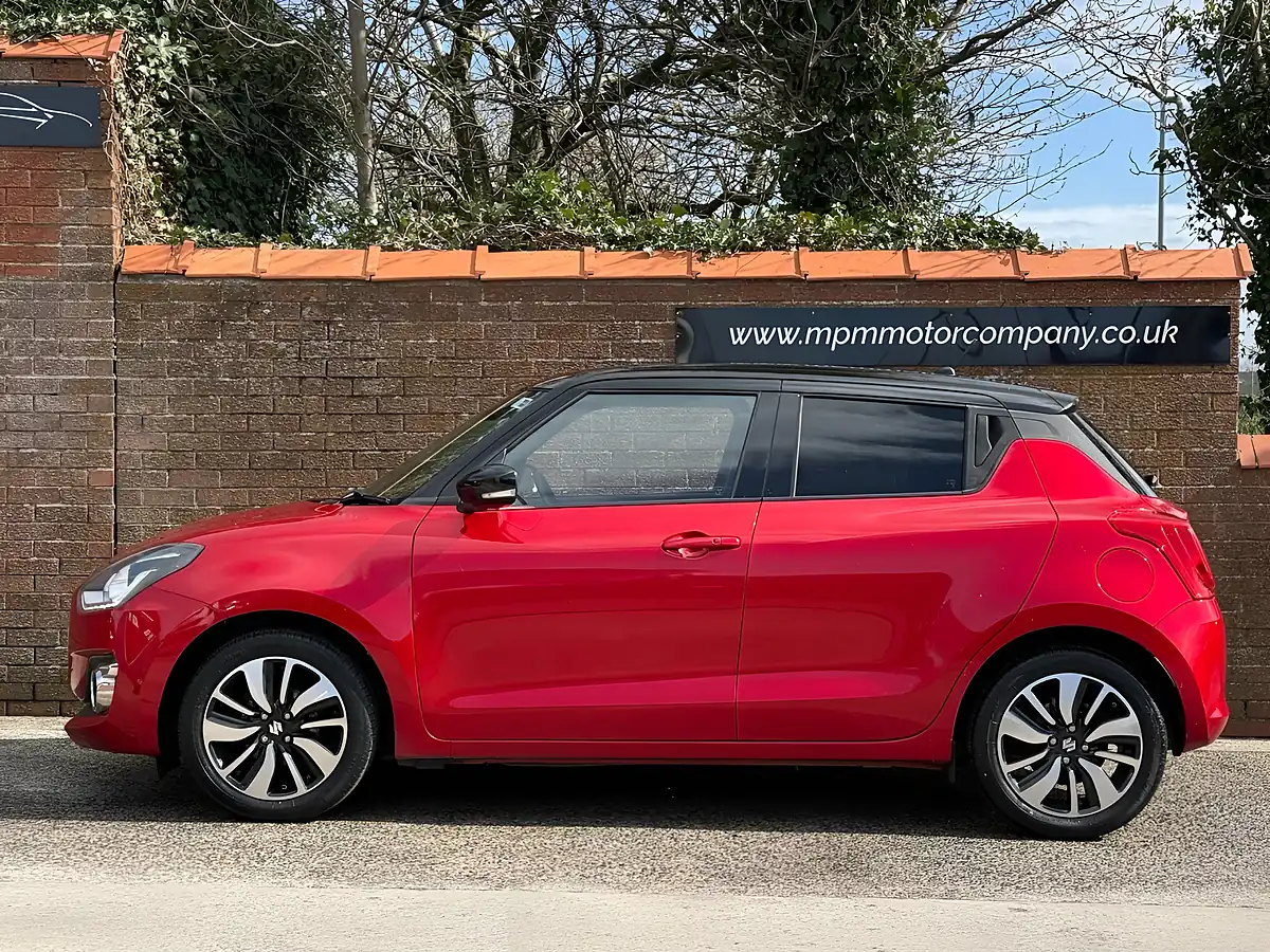 Used 2018 Suzuki Swift SZ5 Burning Red Pearl - Interior and Exterior details 4