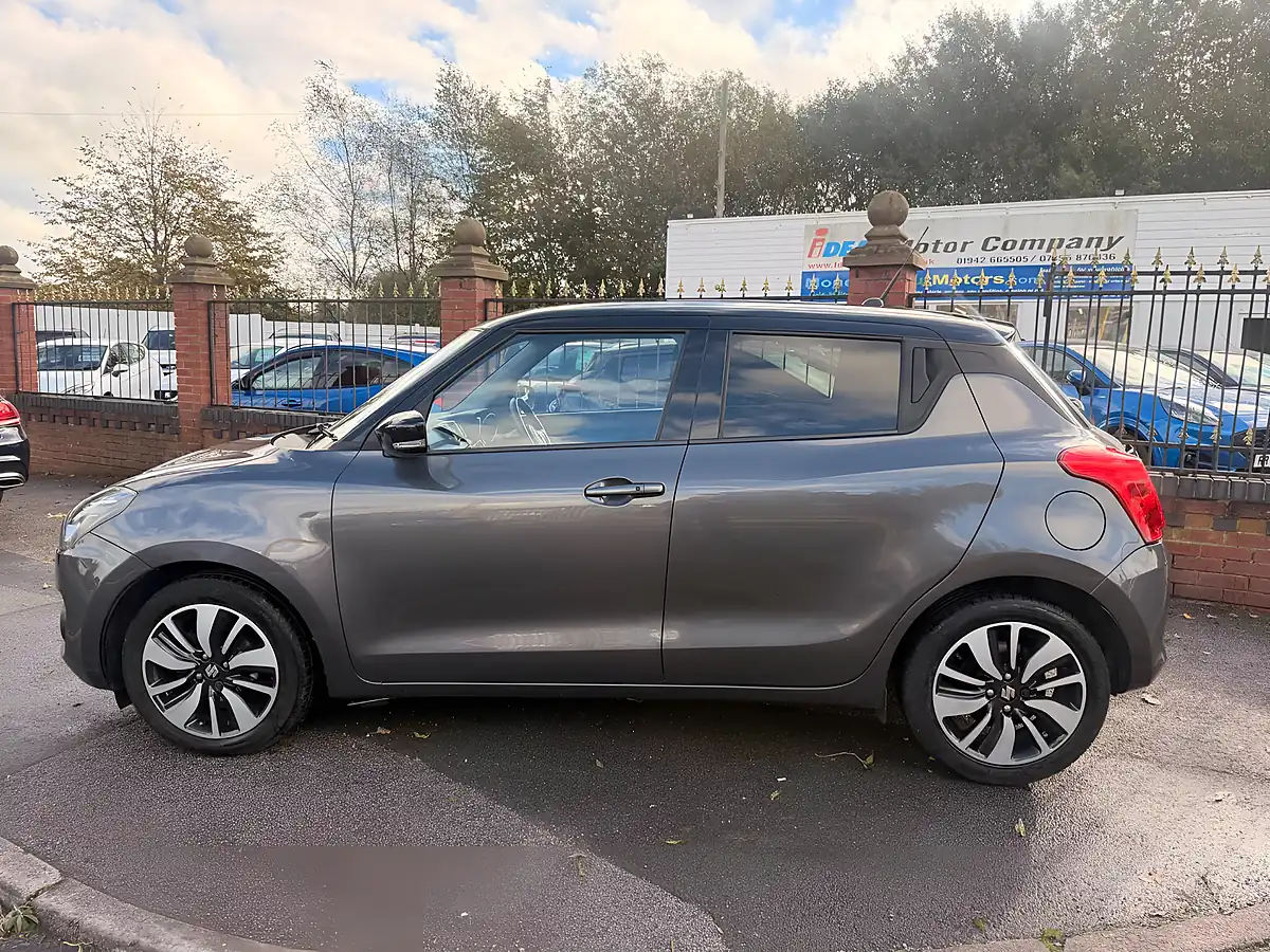 Used 2018 Suzuki Swift SZ5 Grey - Interior and Exterior details 4