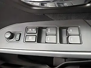 Used 2018 Suzuki SX4 S-Cross Sz-T Blue - Interior and Exterior details 16
