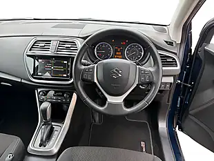 Used 2018 Suzuki SX4 S-Cross Sz-T Blue - Interior and Exterior details 9
