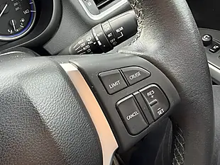 Used 2018 Suzuki SX4 S-Cross Sz-T Blue - Interior and Exterior details 14