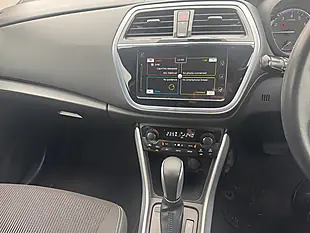 Used 2018 Suzuki SX4 S-Cross Sz-T Grey - Interior and Exterior details 6