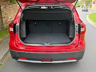 Used 2018 Suzuki Sx4 S-Cross Sz-T Red - Interior and Exterior details 14