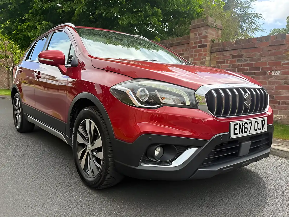 Used 2018 Suzuki Sx4 S-Cross Sz-T Red - Interior and Exterior details 2