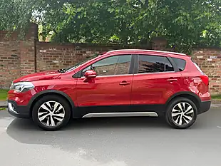 Used 2018 Suzuki Sx4 S-Cross Sz-T Red - Interior and Exterior details 8