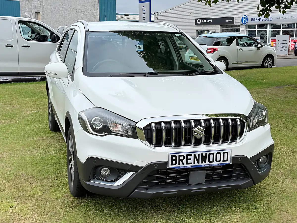 Used 2018 Suzuki SX4 S-Cross Sz-T Red - Interior and Exterior details 2