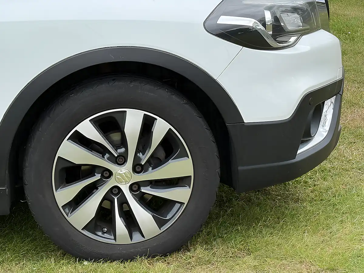 Used 2018 Suzuki SX4 S-Cross Sz-T Red - Interior and Exterior details 7