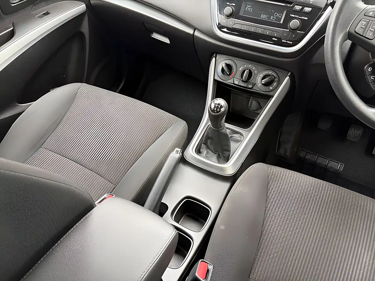 Used 2018 Suzuki SX4 S-Cross SZ4 Black - Interior and Exterior details 11