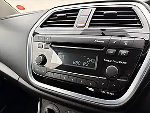 Used 2018 Suzuki SX4 S-Cross SZ4 Black - Interior and Exterior details 14
