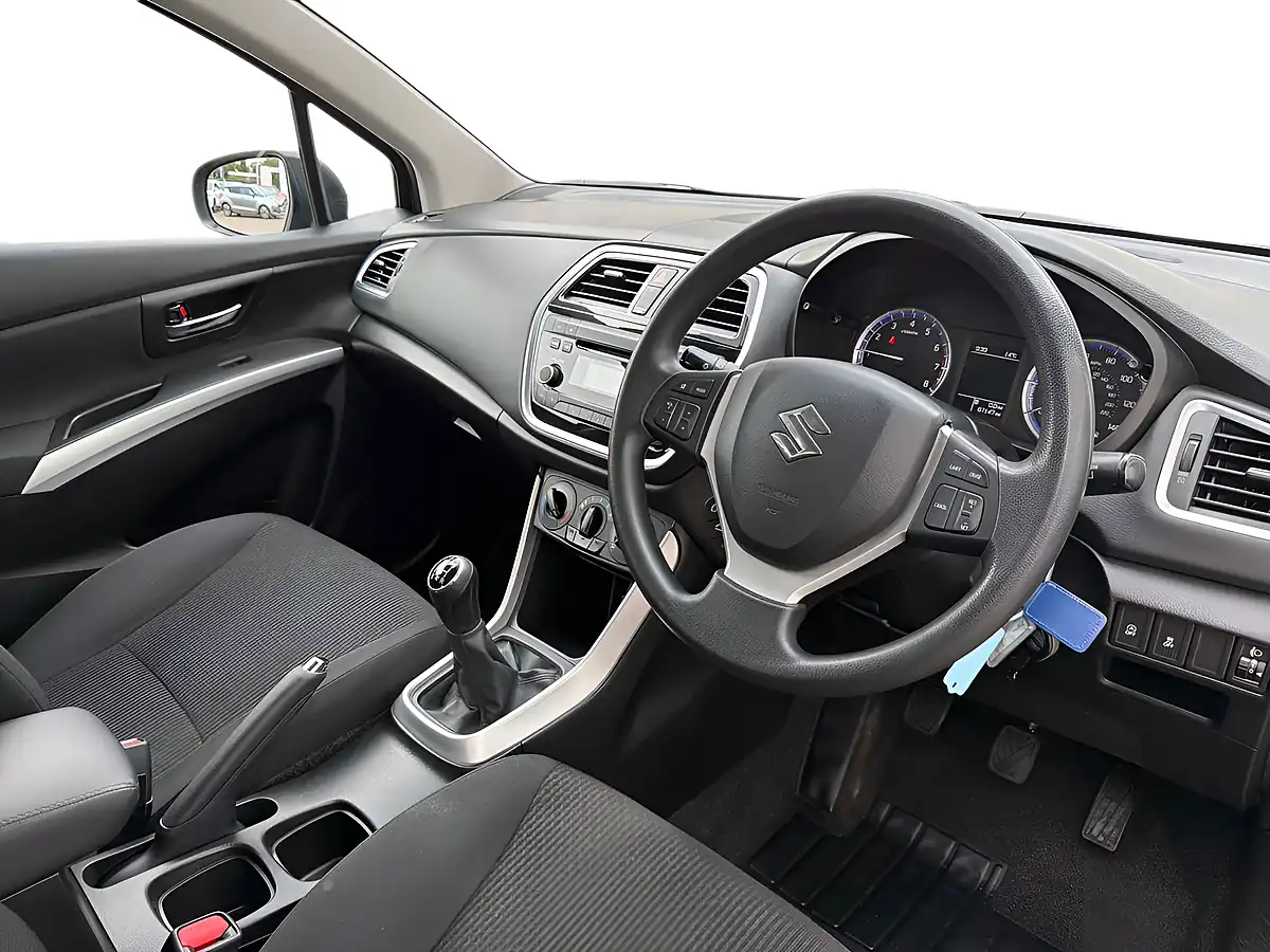 Used 2018 Suzuki SX4 S-Cross SZ4 Black - Interior and Exterior details 7
