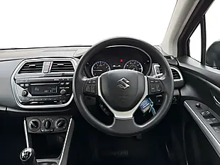 Used 2018 Suzuki SX4 S-Cross SZ4 Black - Interior and Exterior details 8