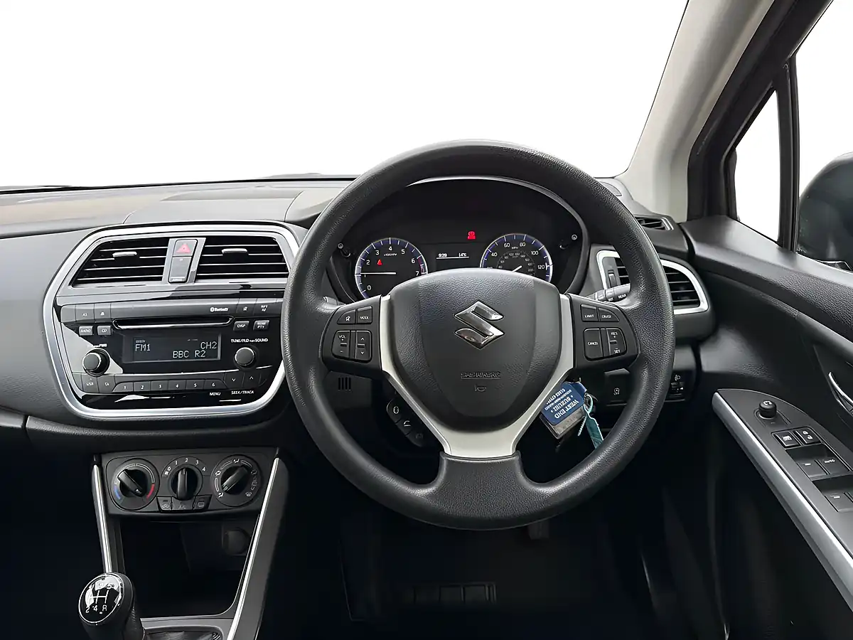 Used 2018 Suzuki SX4 S-Cross SZ4 Black - Interior and Exterior details 8
