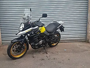 Used 2018 Suzuki V-Strom 650 Yellow - Interior and Exterior details 4