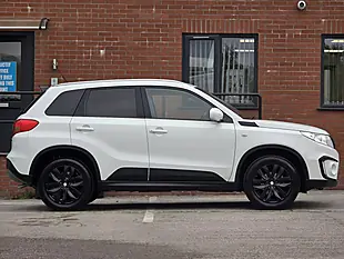 Used 2018 Suzuki Vitara Kuro White - Interior and Exterior details 7