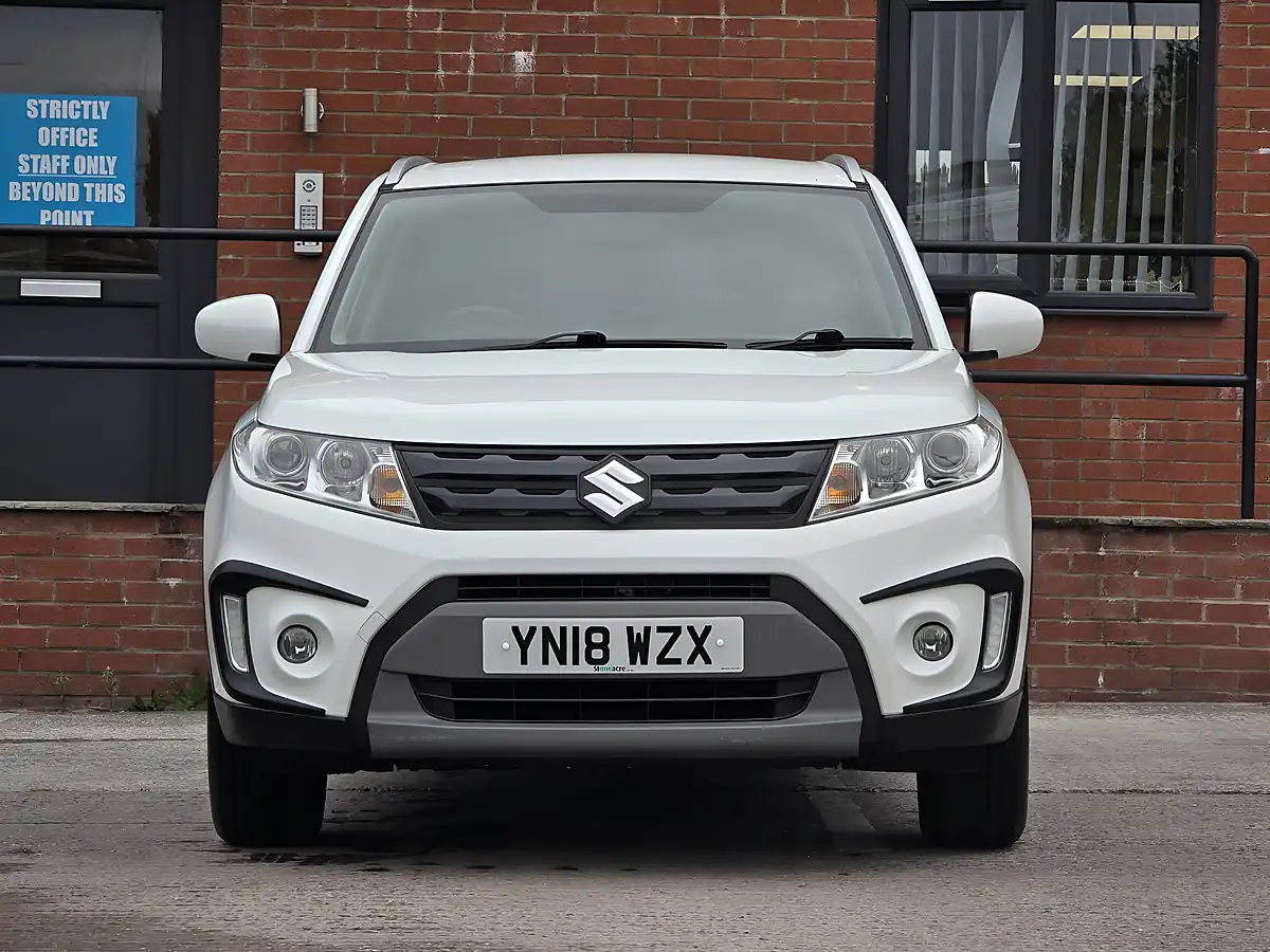 Used 2018 Suzuki Vitara Kuro White - Interior and Exterior details 8
