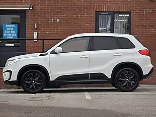 Used 2018 Suzuki Vitara Kuro White - Interior and Exterior details 9