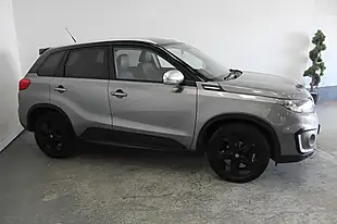 Used 2018 Suzuki Vitara S Allgrip Grey - Interior and Exterior details 3