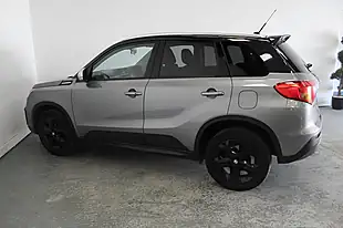 Used 2018 Suzuki Vitara S Allgrip Grey - Interior and Exterior details 7