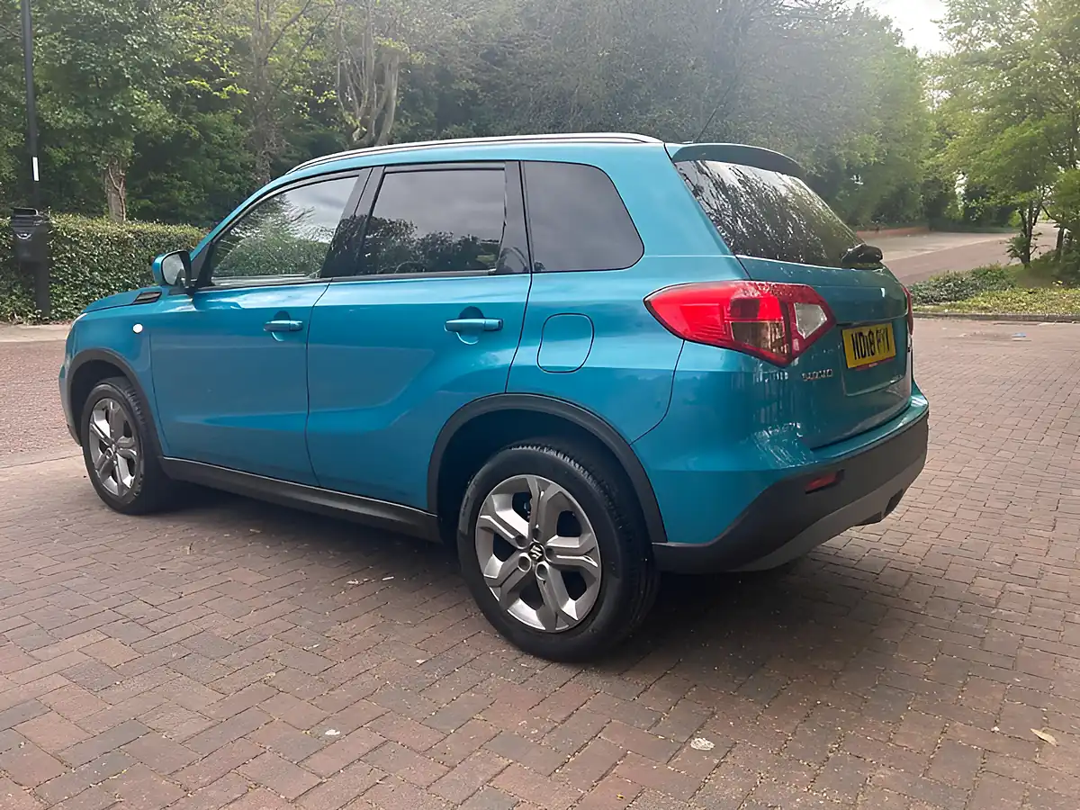 Used 2018 Suzuki Vitara Sz-T Aqua Blue Metallic - Interior and Exterior details 5