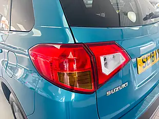 Used 2018 Suzuki Vitara Sz-T Blue - Interior and Exterior details 11