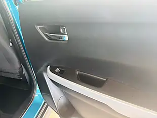 Used 2018 Suzuki Vitara Sz-T Blue - Interior and Exterior details 14