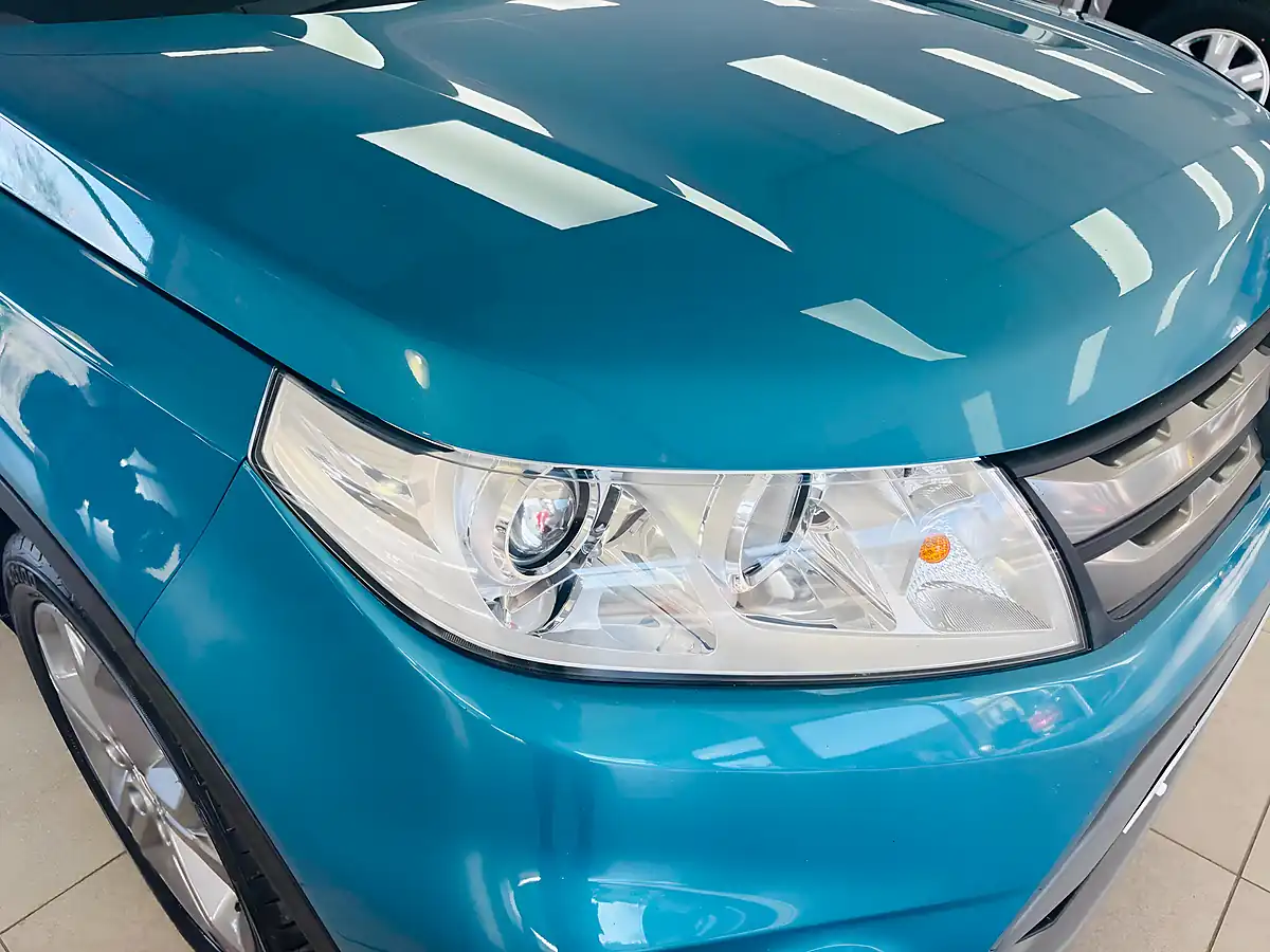 Used 2018 Suzuki Vitara Sz-T Blue - Interior and Exterior details 8