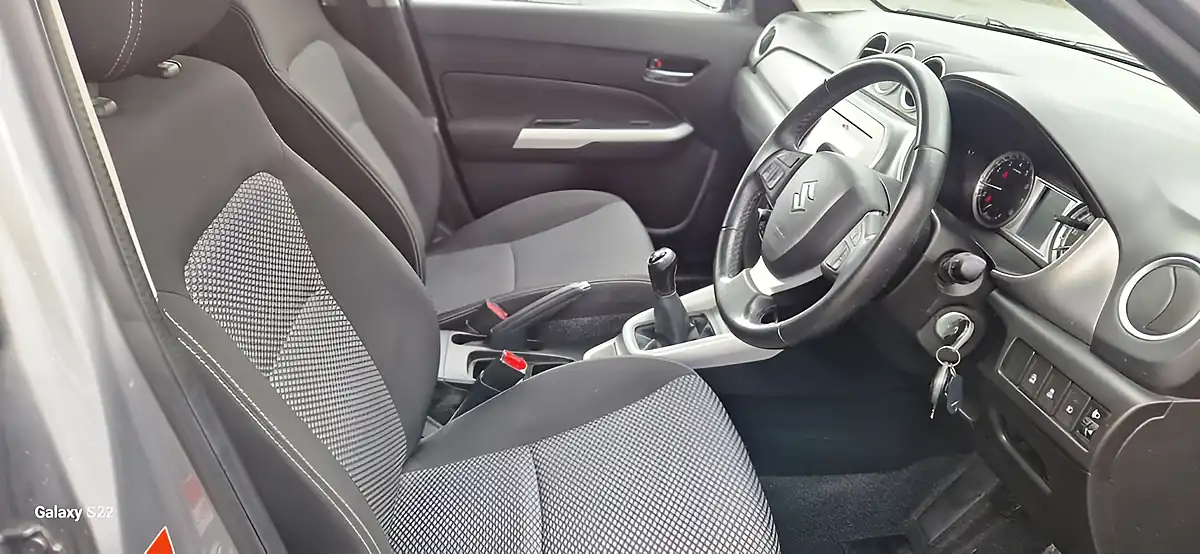 Used 2018 Suzuki Vitara Sz-T Grey - Interior and Exterior details 15