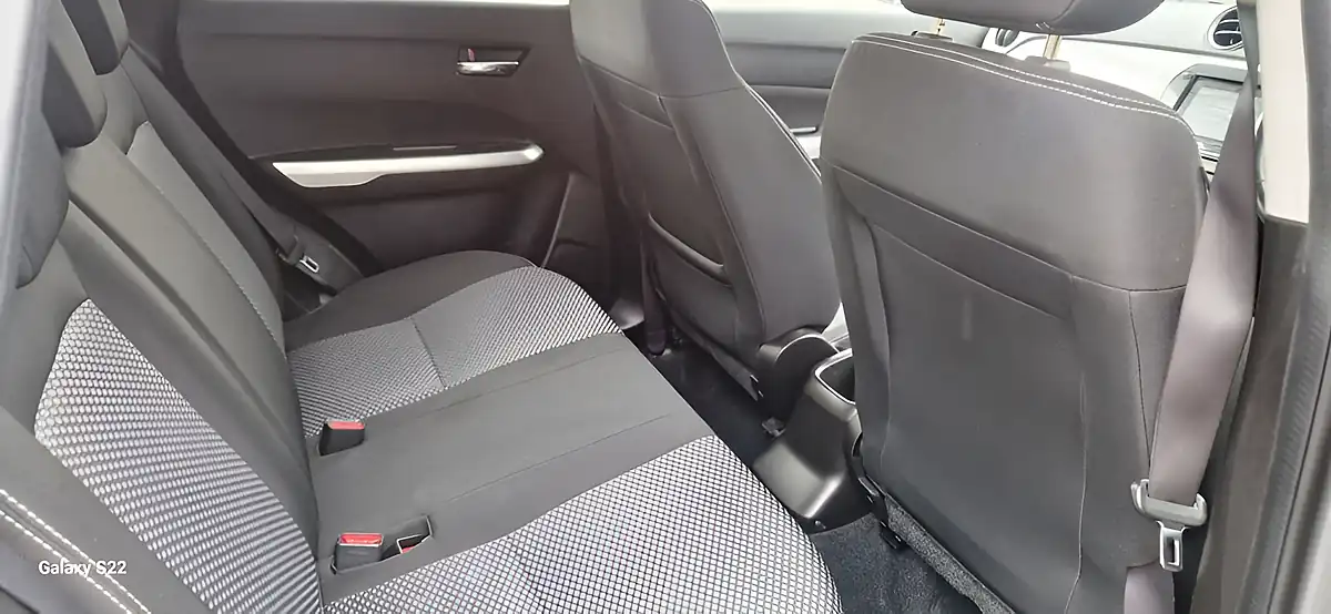 Used 2018 Suzuki Vitara Sz-T Grey - Interior and Exterior details 16