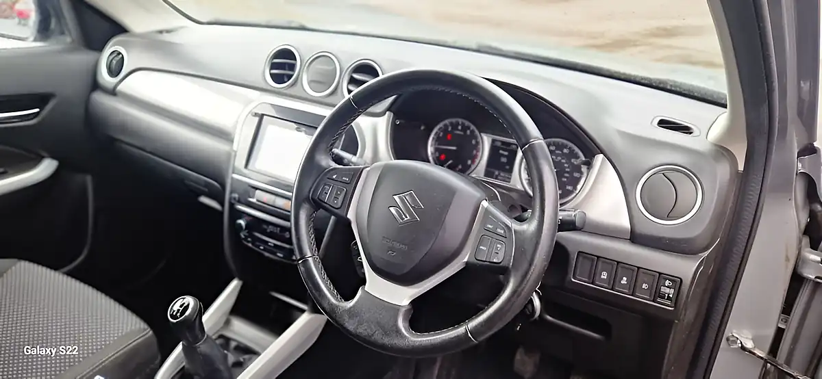 Used 2018 Suzuki Vitara Sz-T Grey - Interior and Exterior details 17