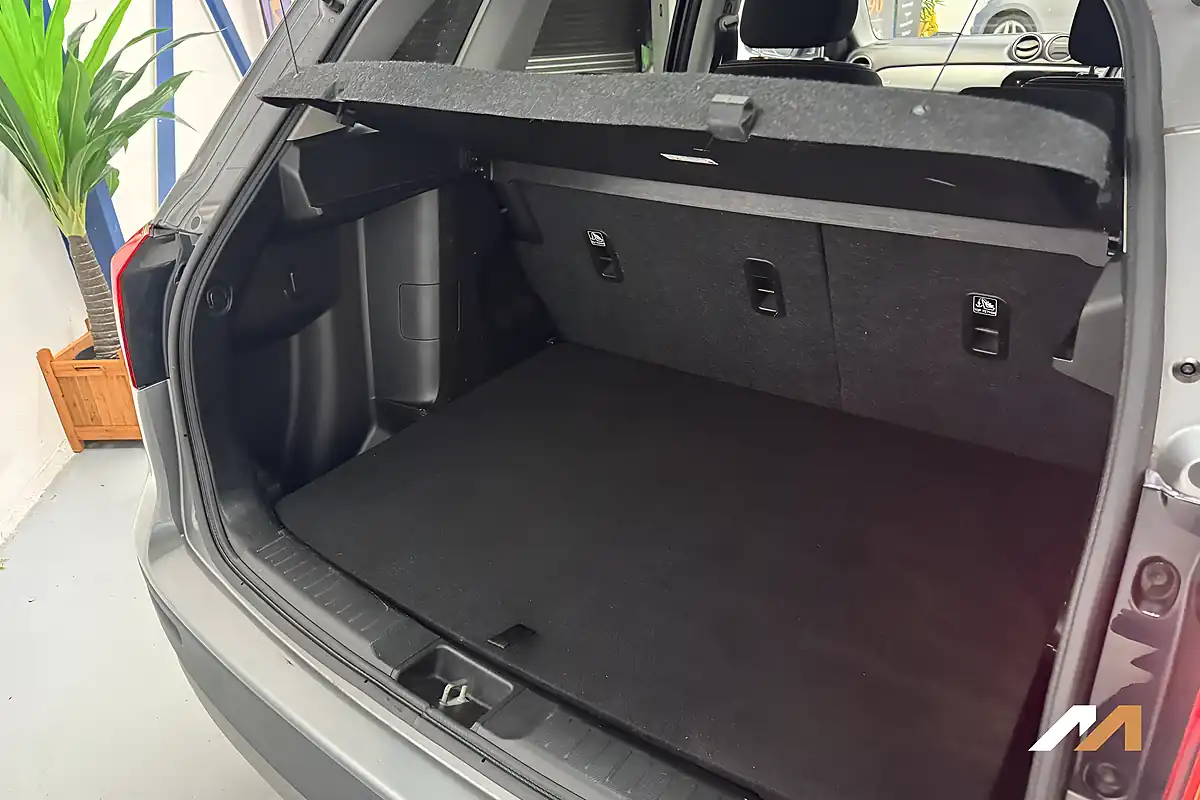 Used 2018 Suzuki Vitara Sz-T Grey - Interior and Exterior details 17