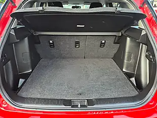 Used 2018 Suzuki Vitara Sz-T Red - Interior and Exterior details 19