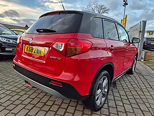 Used 2018 Suzuki Vitara Sz-T Red - Interior and Exterior details 4