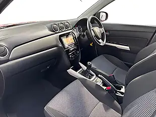 Used 2018 Suzuki Vitara Sz-T Red - Interior and Exterior details 12