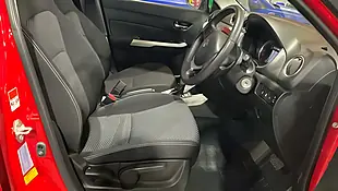 Used 2018 Suzuki Vitara Sz-T Red - Interior and Exterior details 9