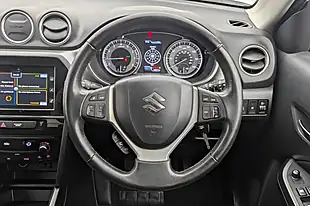 Used 2018 Suzuki Vitara Sz-T White - Interior and Exterior details 14