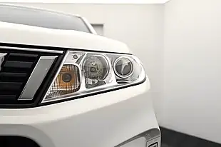 Used 2018 Suzuki Vitara Sz-T White - Interior and Exterior details 16
