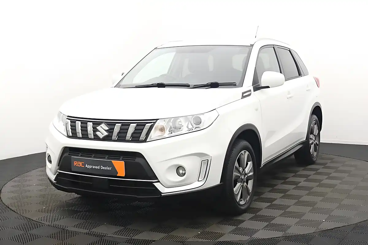 Used 2018 Suzuki Vitara Sz-T White - Interior and Exterior details 6