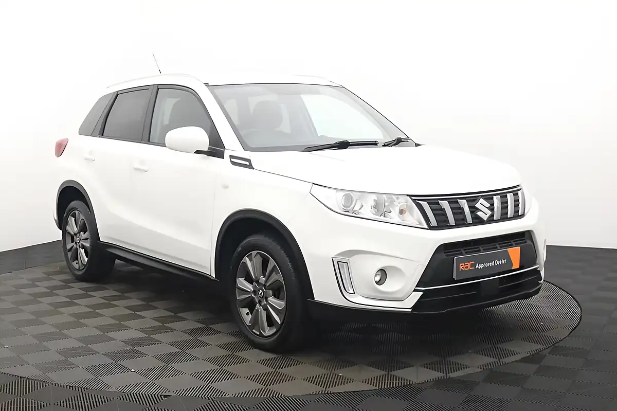 Used 2018 Suzuki Vitara Sz-T White - Interior and Exterior details 8