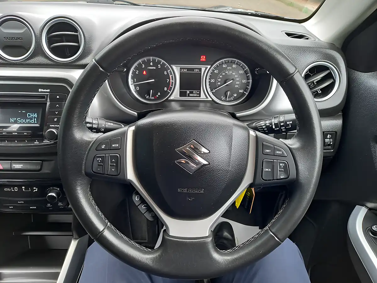 Used 2018 Suzuki Vitara SZ4 Black - Interior and Exterior details 16