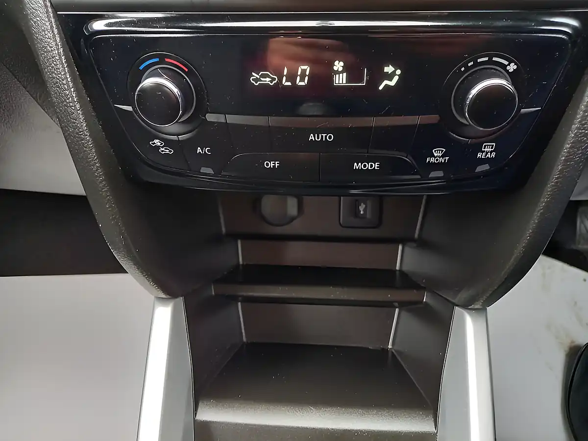 Used 2018 Suzuki Vitara SZ4 Black - Interior and Exterior details 19