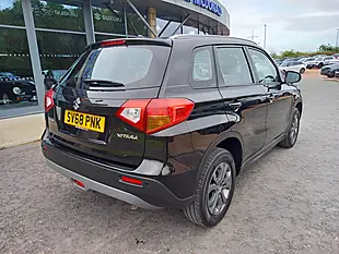 Used 2018 Suzuki Vitara SZ4 Black - Interior and Exterior details 9